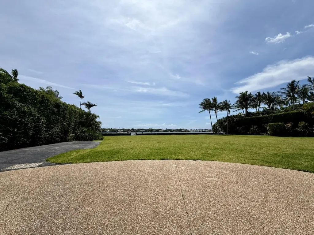 690 Island Drive Palm Beach FL 33480
