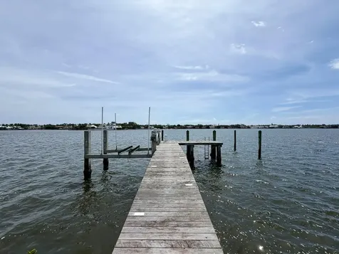 690 Island Drive Palm Beach FL 33480
