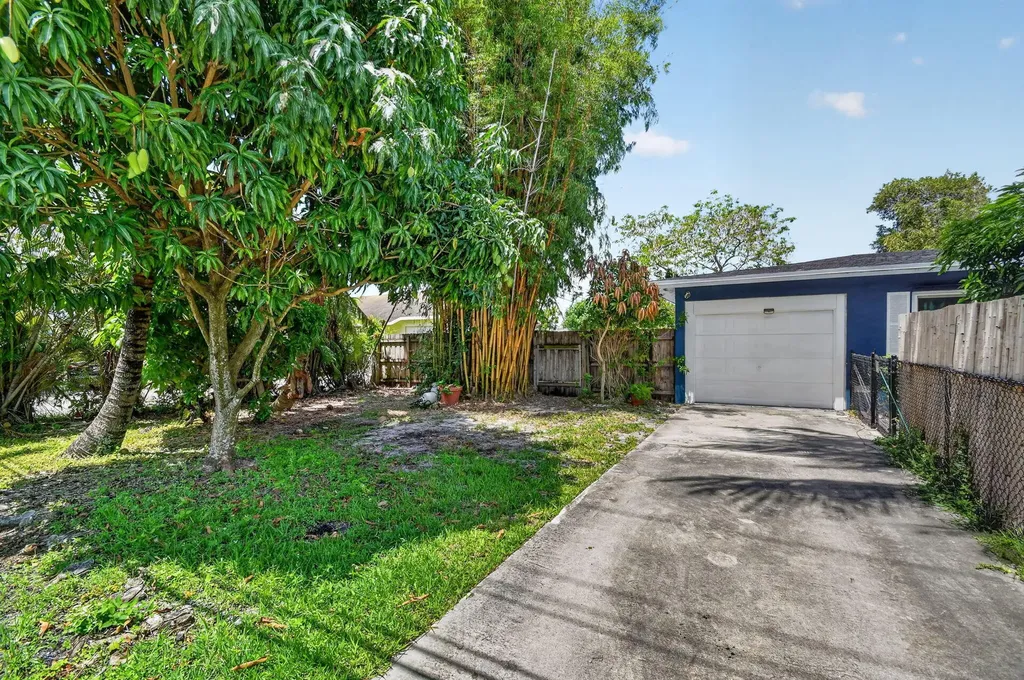 4329 Kirk Road Lake Worth FL 33461