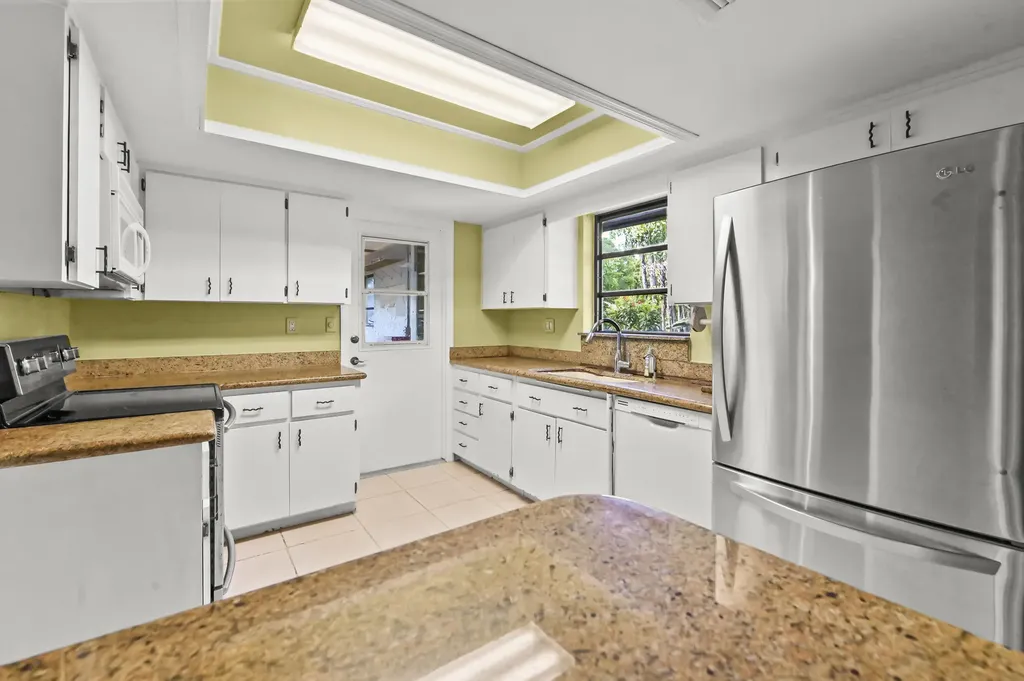 329 Knob Hill Boulevard Boca Raton FL 33431