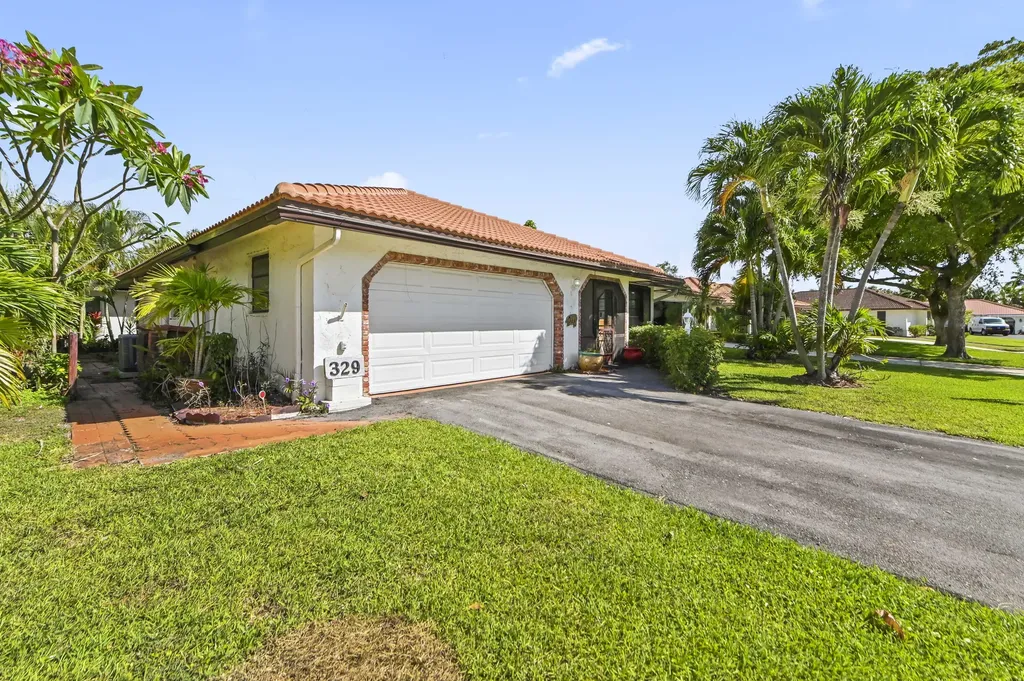 329 Knob Hill Boulevard Boca Raton FL 33431