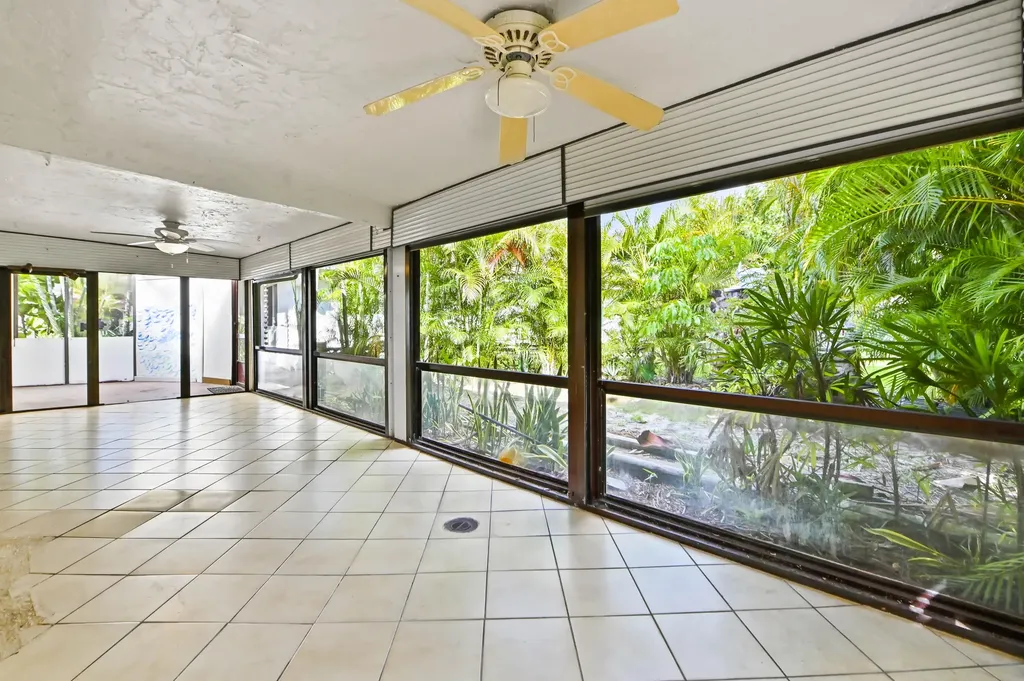 329 Knob Hill Boulevard Boca Raton FL 33431