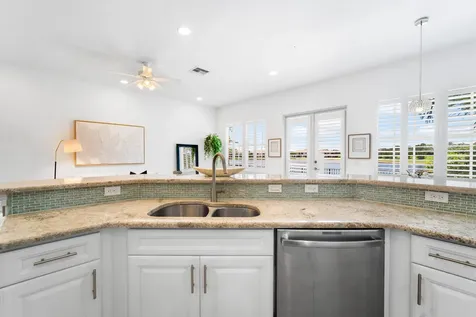 9820 S Miralago Way Parkland FL 33076