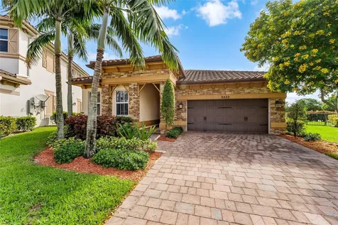 9820 S Miralago Way Parkland FL 33076