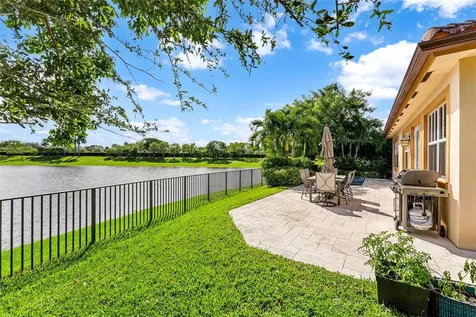 9820 S Miralago Way Parkland FL 33076