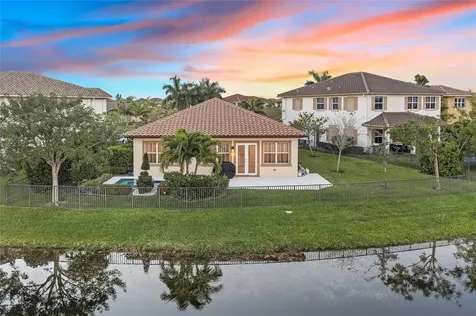 9820 S Miralago Way Parkland FL 33076