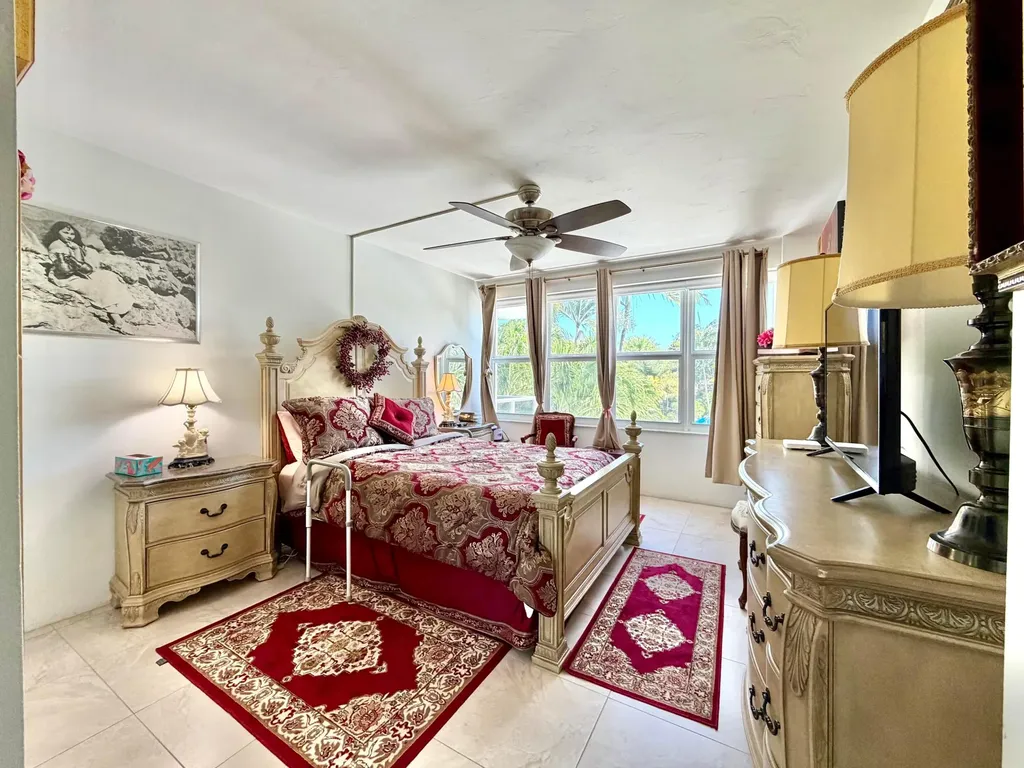 3333 NE 34th Street Fort Lauderdale FL 33308