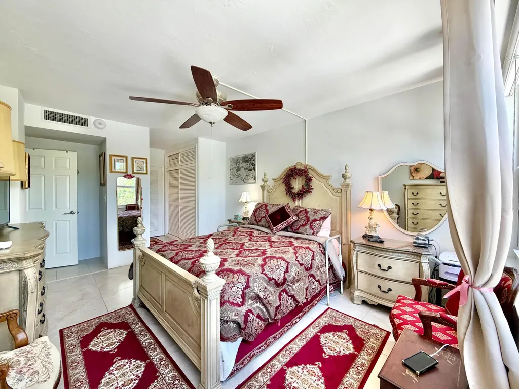 3333 NE 34th Street Fort Lauderdale FL 33308