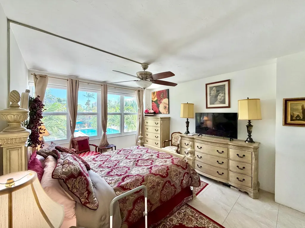 3333 NE 34th Street Fort Lauderdale FL 33308
