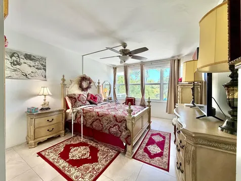 3333 NE 34th Street Fort Lauderdale FL 33308