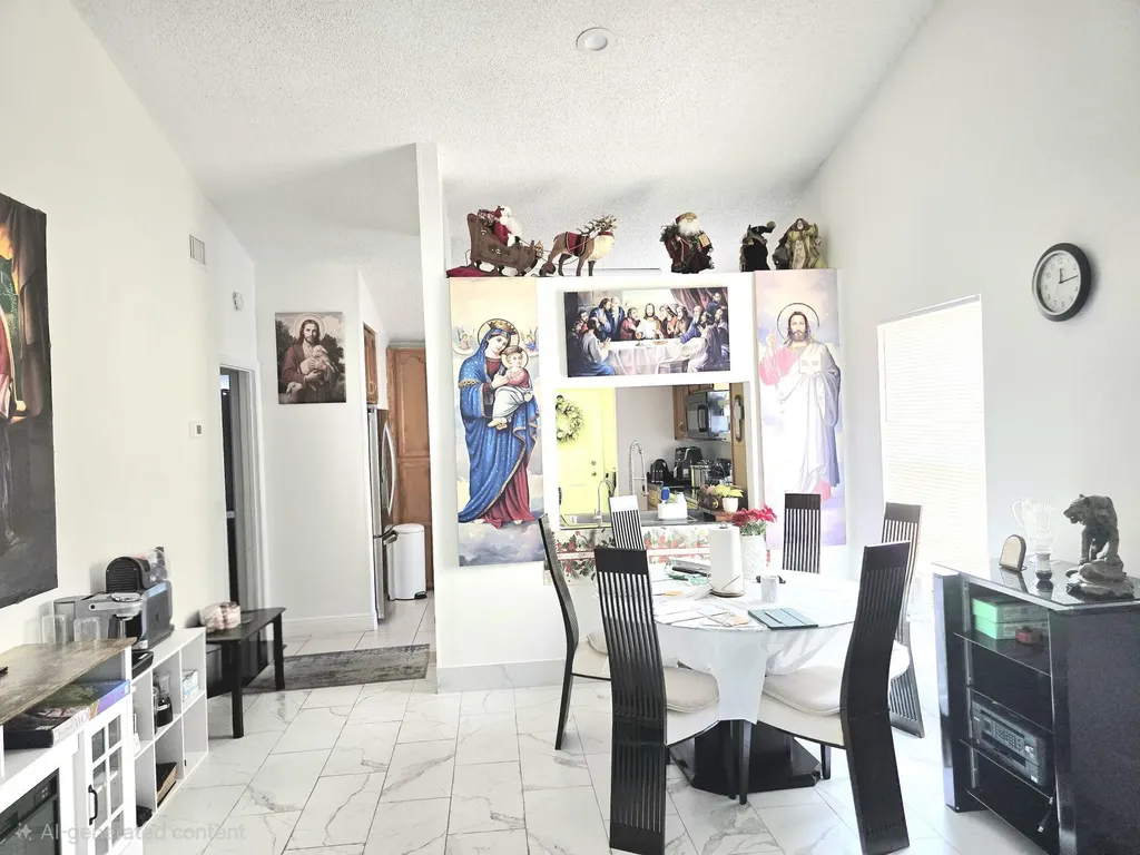 1530 Royal Forest Court West Palm Beach FL 33406