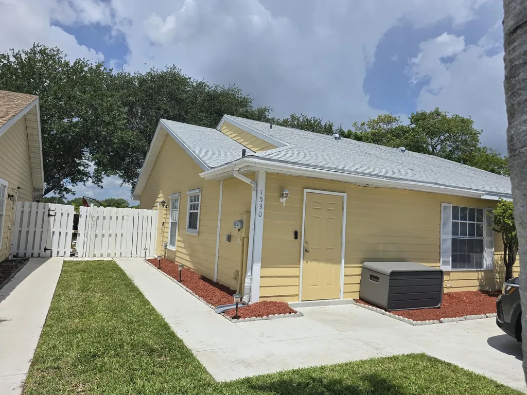 1530 Royal Forest Court West Palm Beach FL 33406