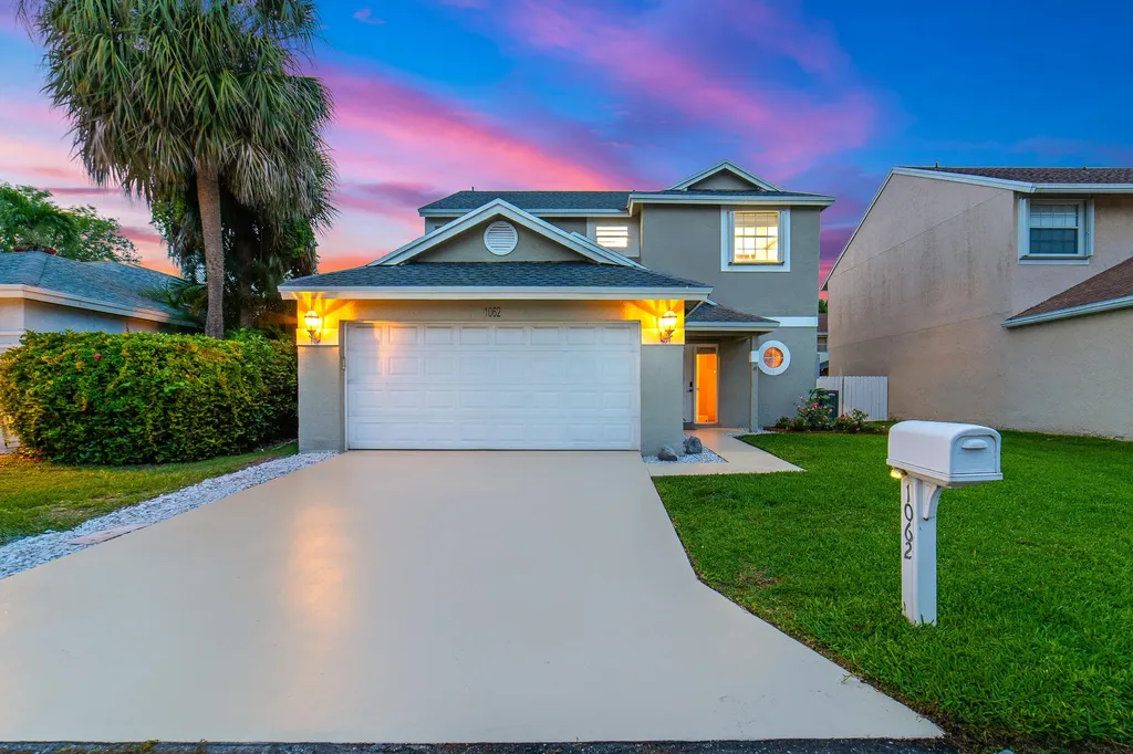 1062 Fairfax Circle W Boynton Beach FL 33436