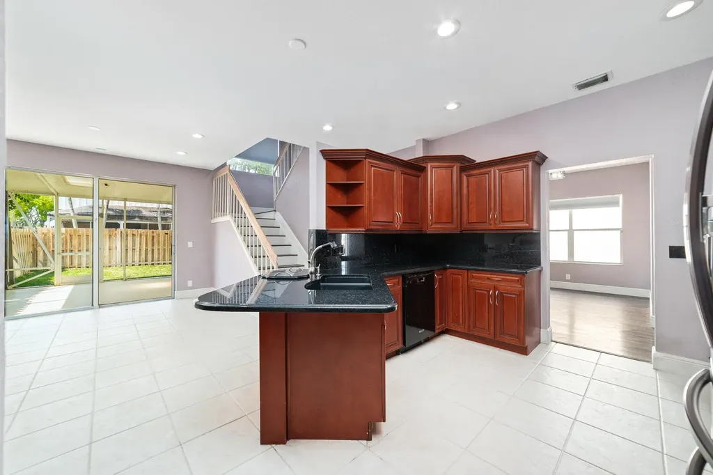 1062 Fairfax Circle W Boynton Beach FL 33436