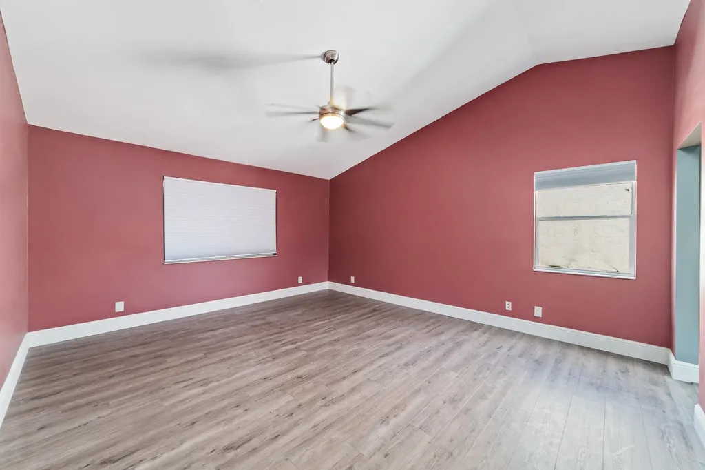1062 Fairfax Circle W Boynton Beach FL 33436