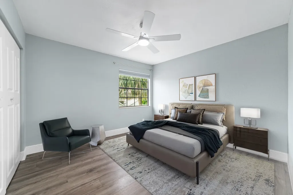 1062 Fairfax Circle W Boynton Beach FL 33436