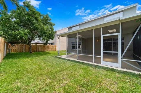 1062 Fairfax Circle W Boynton Beach FL 33436