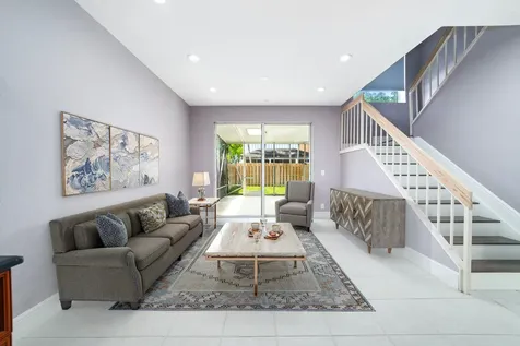 1062 Fairfax Circle W Boynton Beach FL 33436