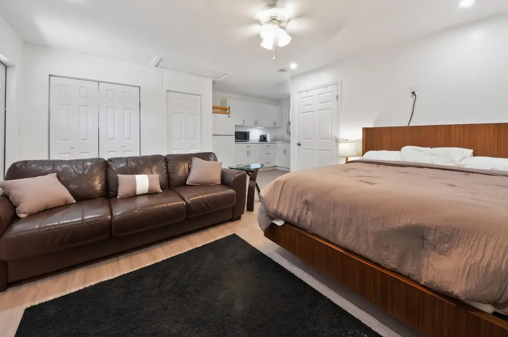 10754 Tamis Trail Lake Worth FL 33449