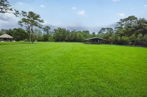 10754 Tamis Trail Wellington FL 33449