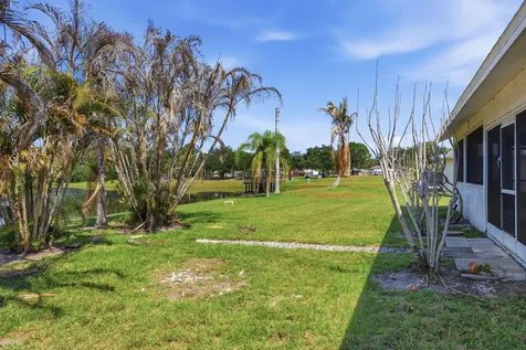 2281 SE Bowie Street Port St Lucie FL 34952