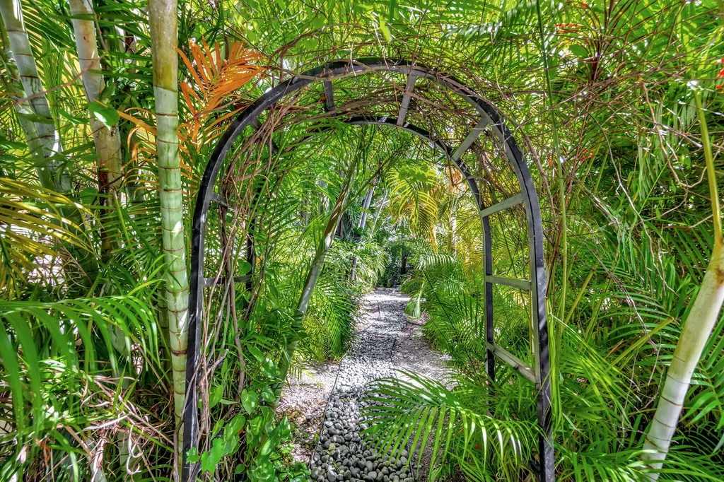 1446 Lenox Avenue Miami Beach FL 33139