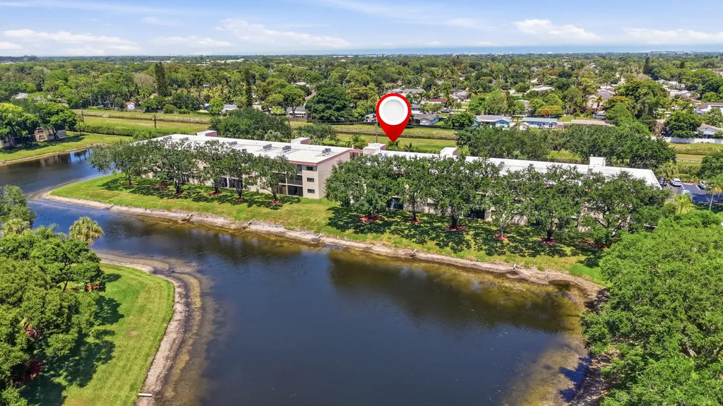 15461 Pembridge Drive Delray Beach FL 33484