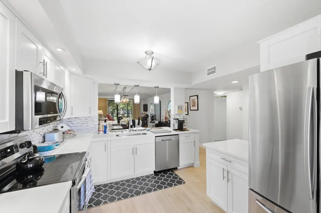 15461 Pembridge Drive Delray Beach FL 33484