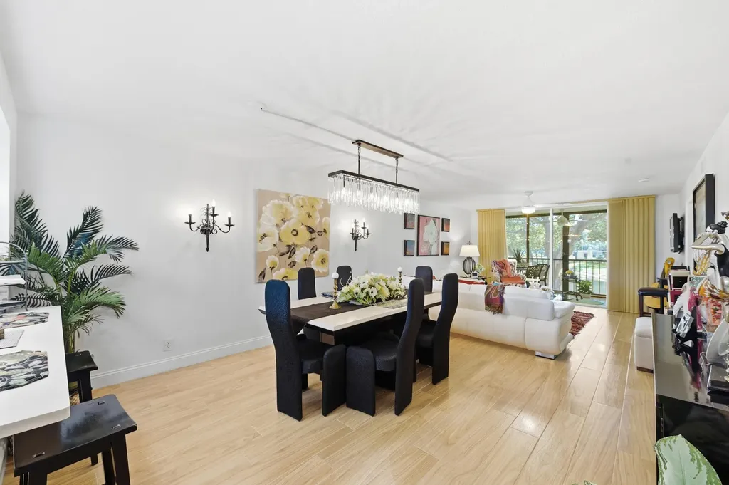 15461 Pembridge Drive Delray Beach FL 33484