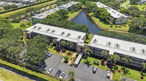 15461 Pembridge Drive Delray Beach FL 33484