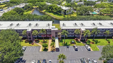 15461 Pembridge Drive Delray Beach FL 33484