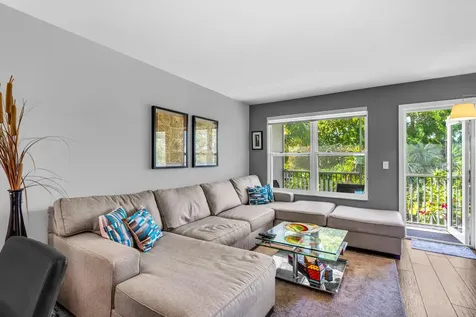 4025 N Federal Oakland Park FL 33308