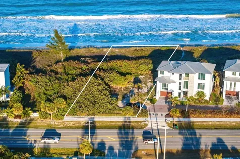 4506 N Hwy A1a Fort Pierce FL 34949