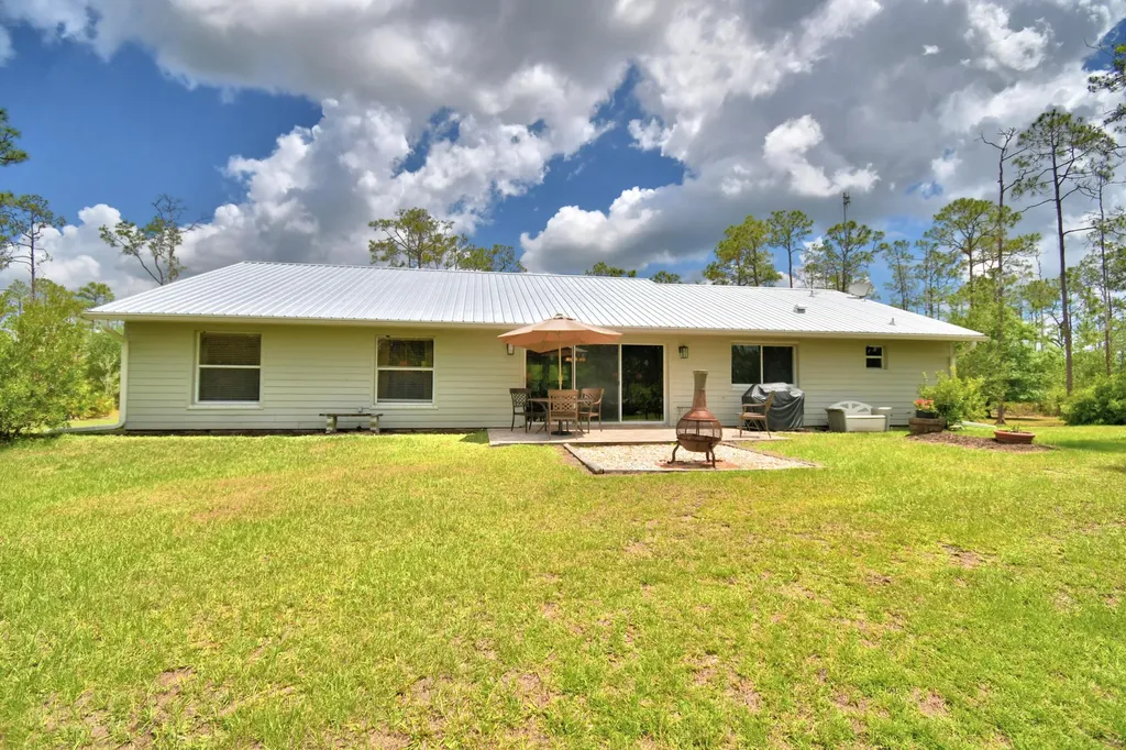32801 Hwy 441 N Okeechobee FL 34972