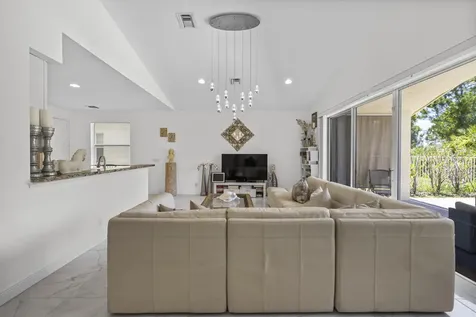 5040 SE Graham Drive Stuart FL 34997
