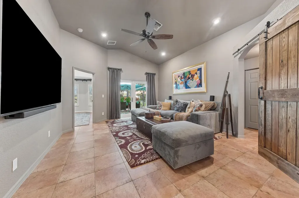 5318 Vernio Lane Boynton Beach FL 33437