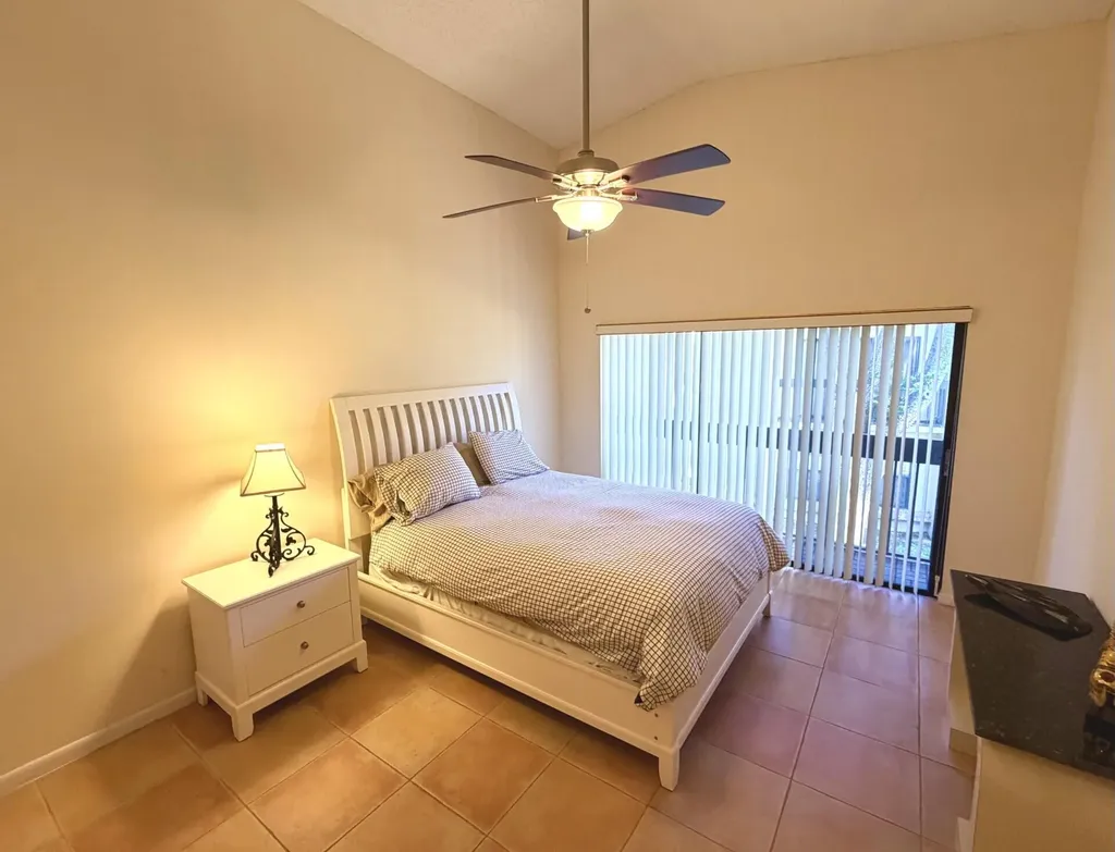 5055 Oakhill Lane Delray Beach FL 33484