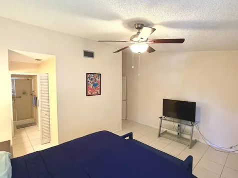 5055 Oakhill Lane Delray Beach FL 33484