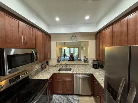 5055 Oakhill Lane Delray Beach FL 33484