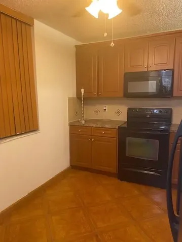 2830 Somerset Drive Lauderdale Lakes FL 33311