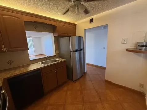 2830 Somerset Drive Lauderdale Lakes FL 33311