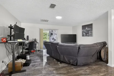 16663 89th Place N Loxahatchee FL 33470