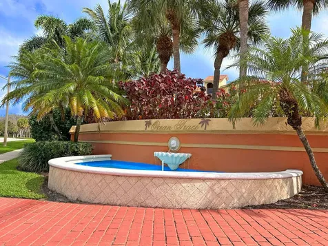 800 Uno Lago Drive Juno Beach FL 33408