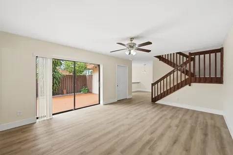 8337 N Coral Circle North Lauderdale FL 33068