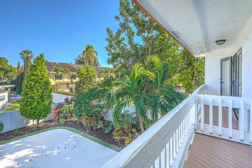 5730 Vista Linda Lane Boca Raton FL 33433