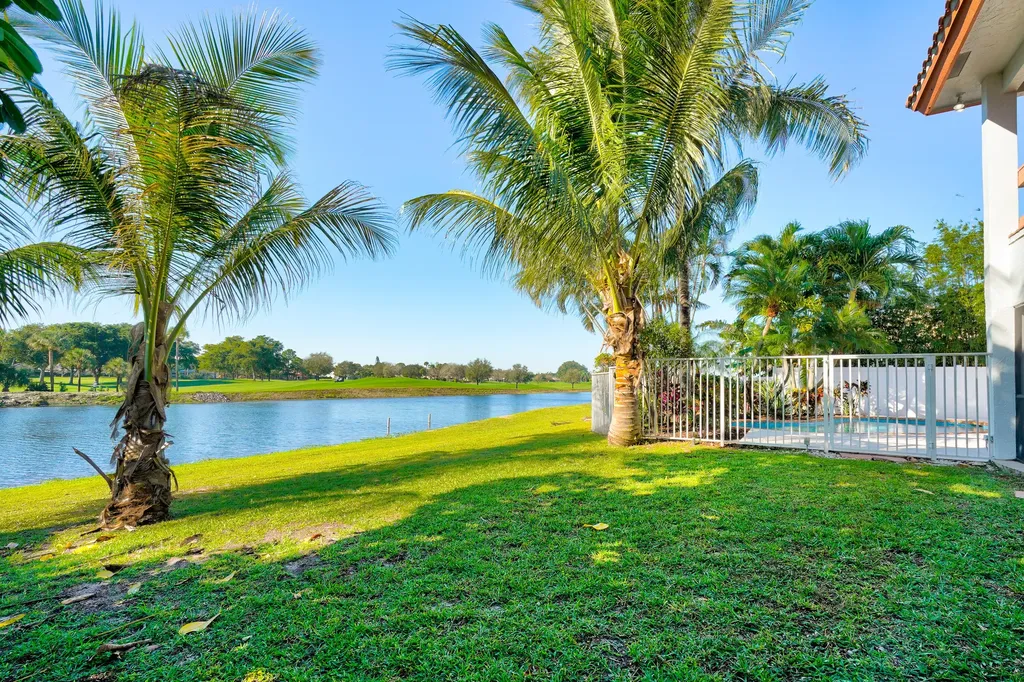 5730 Vista Linda Lane Boca Raton FL 33433