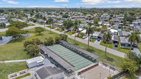 8630 SW 21st Court Davie FL 33324