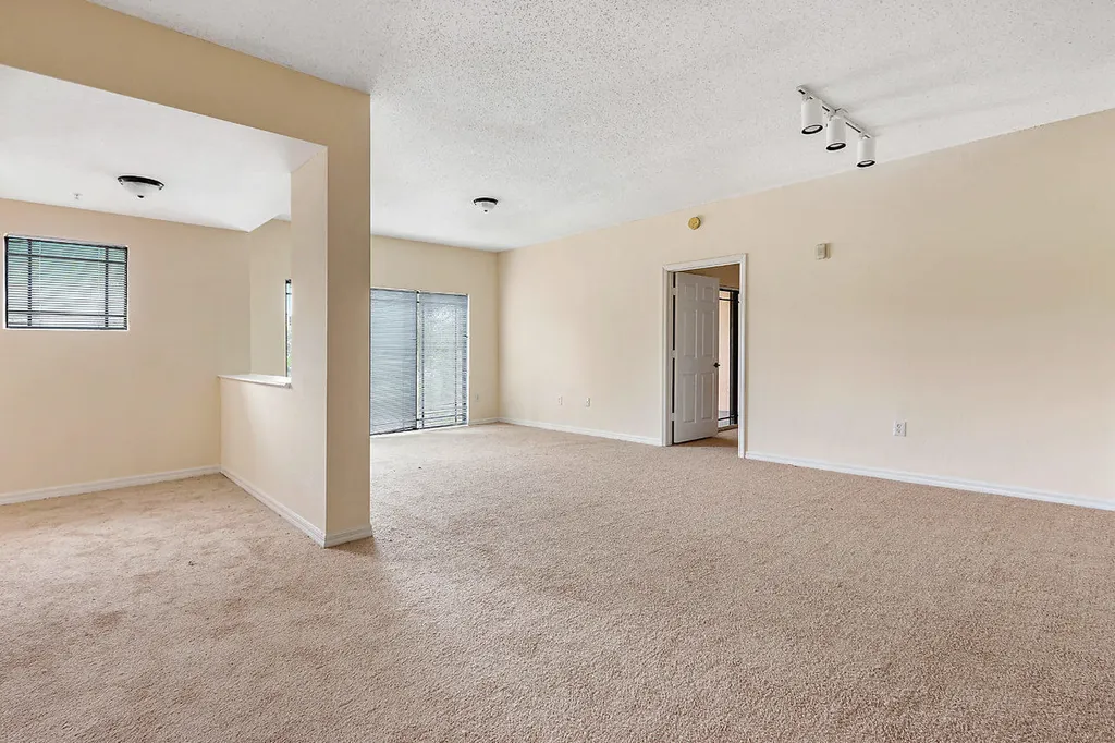 2917 Tuscany Court Palm Beach Gardens FL 33410