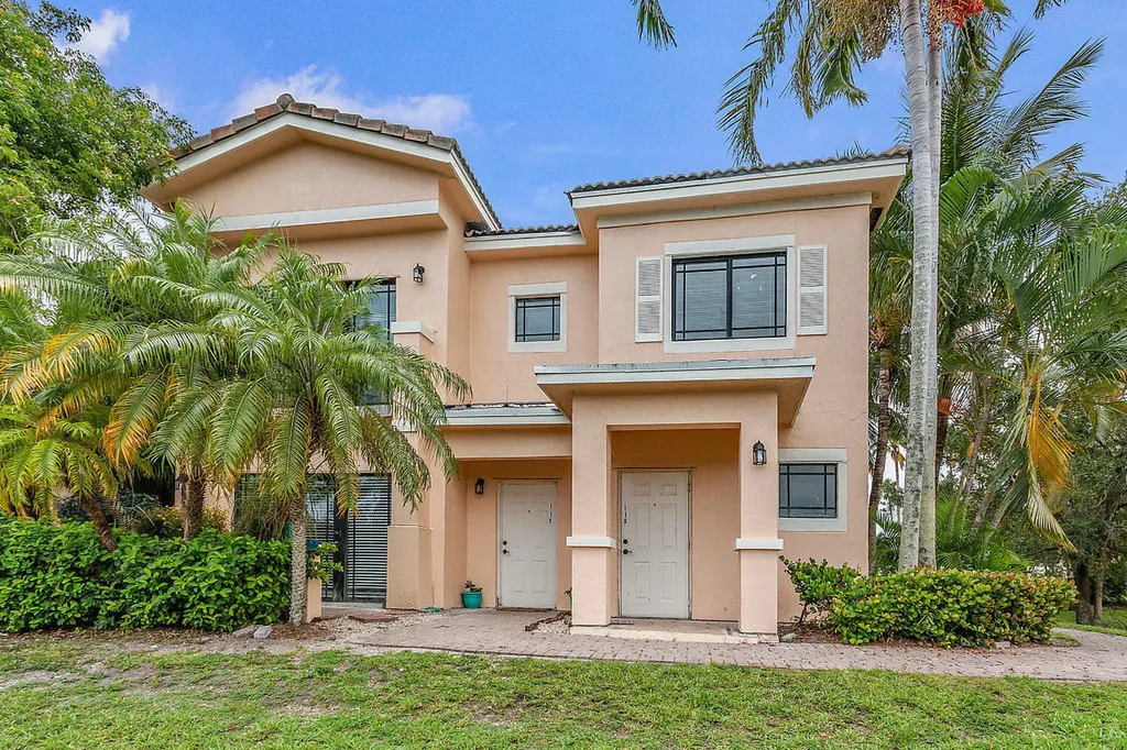 2917 Tuscany Court Palm Beach Gardens FL 33410