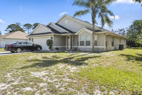 609 NW Cardinal Drive Port St Lucie FL 34983